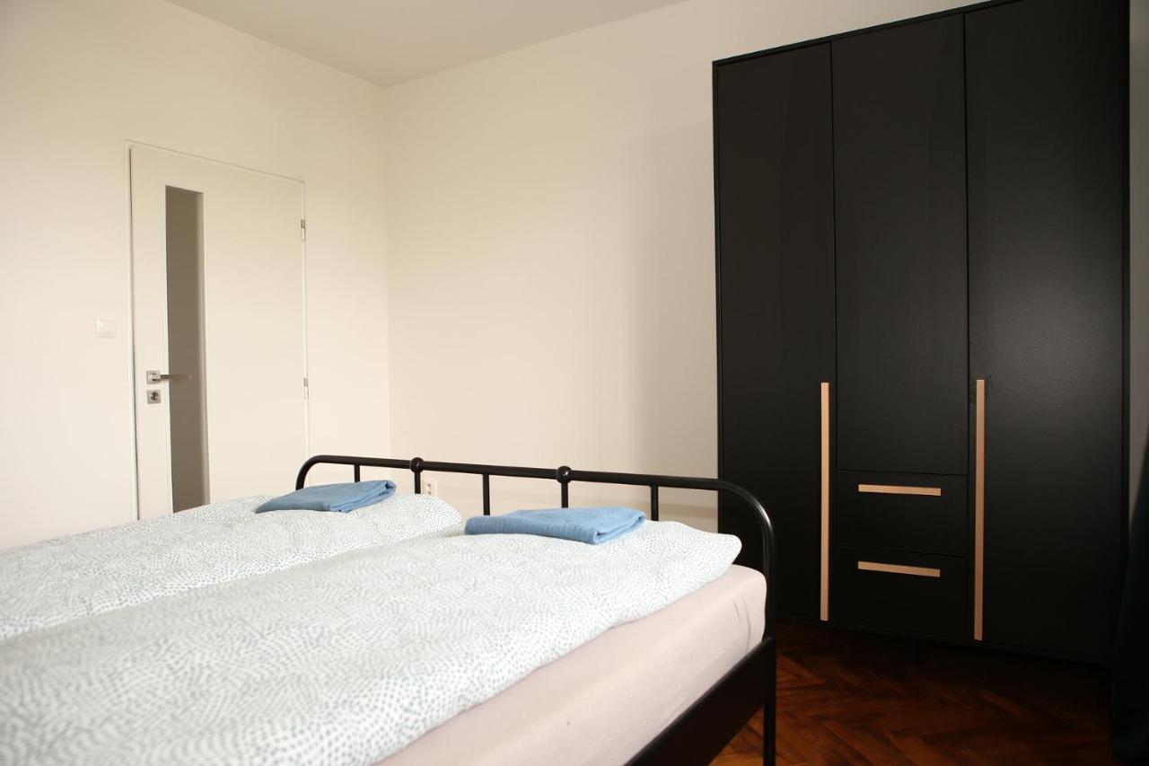 New Colorful Apartment With Big Balcony براتسيلافا المظهر الخارجي الصورة